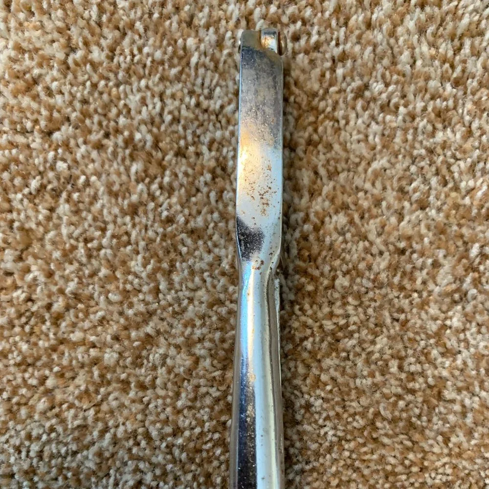 VTG STAINLESS STEEL SEAFOOD/NUT cracker